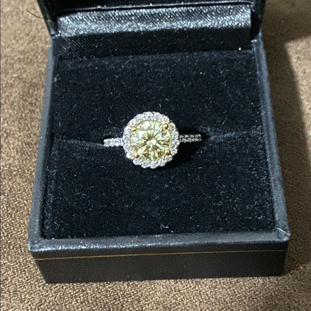 Canary diamond engagement ring 
1.29 carats